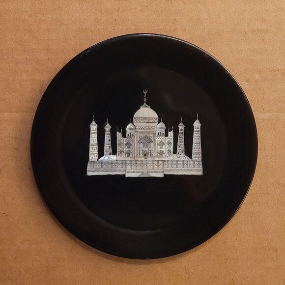 Vintage Taj Majal Mother-of Pearl Inlaid Black Stoneware  7 "  Decorative Plate - Picture 1 of 8